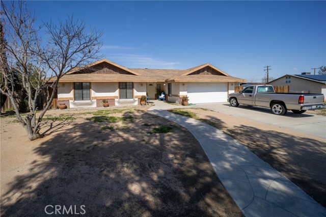 Detail Gallery Image 2 of 22 For 13102 El Rio Rd, Victorville,  CA 92392 - 3 Beds | 2 Baths