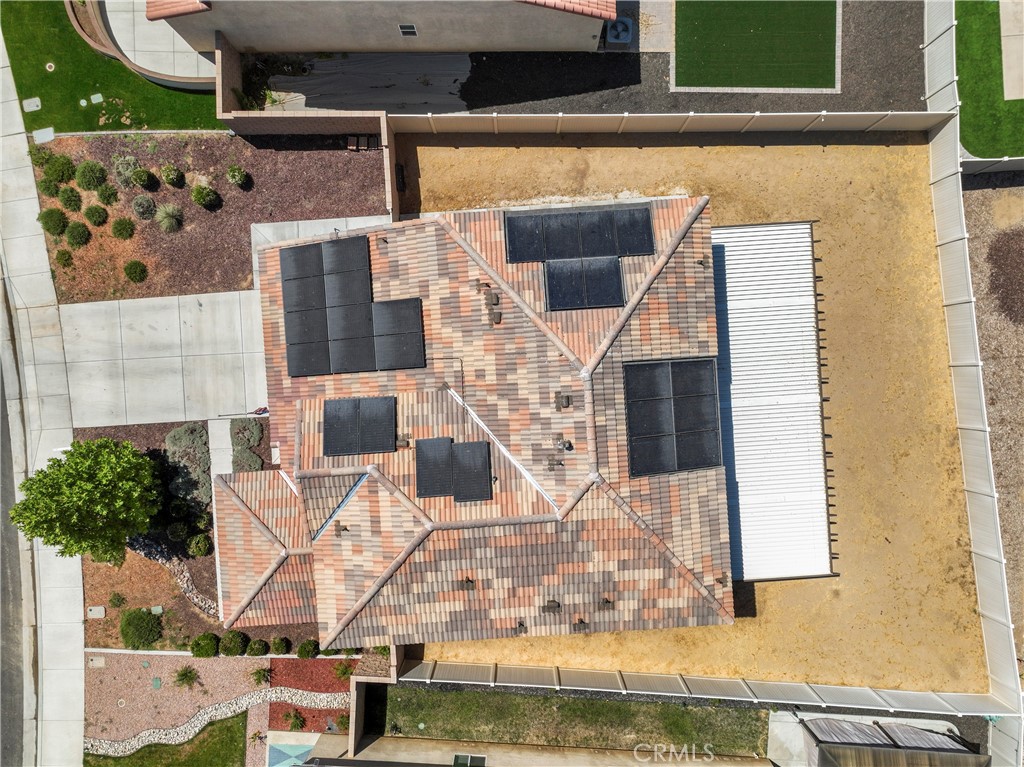 https://media.crmls.org/medias/fe733134-ec53-4218-adf2-ff8181158538.jpg?preset=X-Large