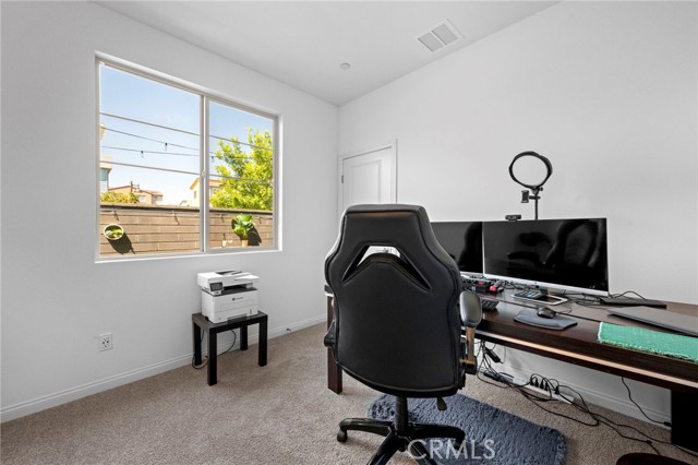 181 Moonflower Road, Rancho Mission Viejo CA: https://media.crmls.org/medias/fe7335e9-be7f-464c-99f6-6a3d35618ed4.jpg