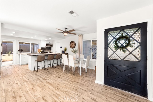 Detail Gallery Image 4 of 31 For 604 Magnolia, Corona,  CA 92879 - 3 Beds | 2 Baths