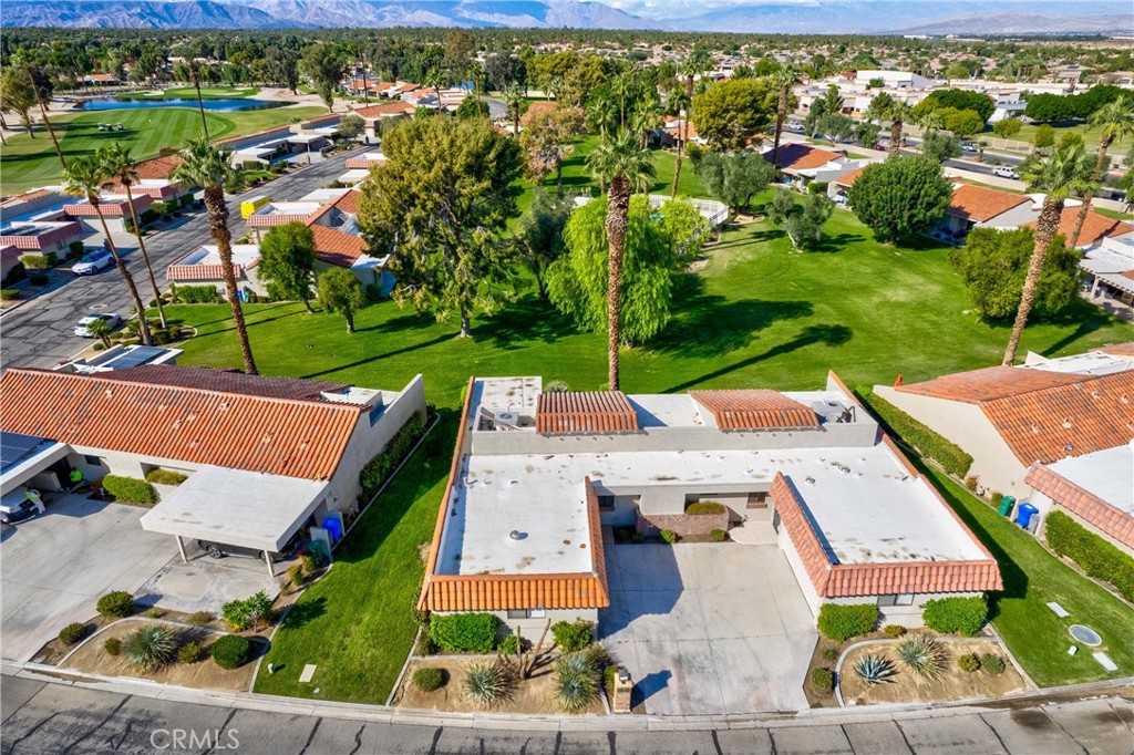 MLS #OC25260495 image #32