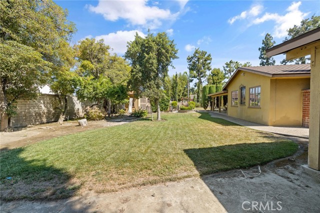 531 N Cherry Tree Lane, Anaheim CA: https://media.crmls.org/medias/fe73fdcc-088e-4c0a-898d-3398d92e5df4.jpg