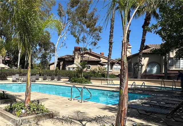 Detail Gallery Image 25 of 30 For 121 Pasto Rico, Rancho Santa Margarita,  CA 92688 - 2 Beds | 2/1 Baths