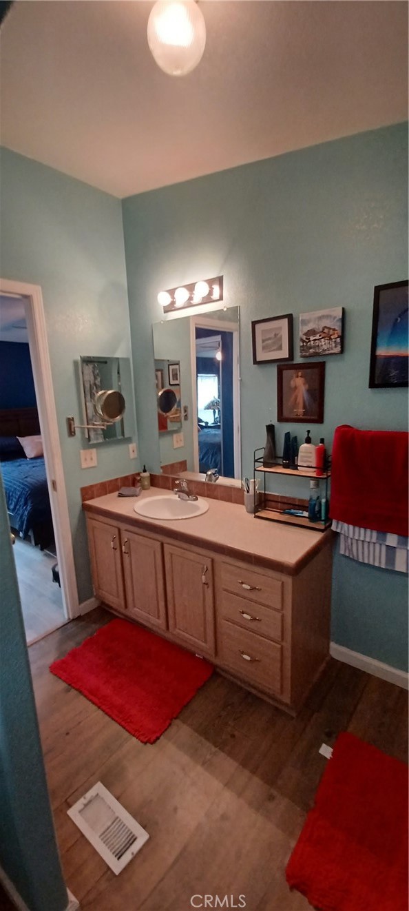 Detail Gallery Image 14 of 52 For 20806 Gridley Road #68,  Lakewood,  CA 90715 - 3 Beds | 2 Baths