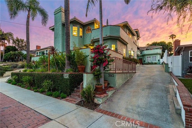 383 Park Avenue, Long Beach CA: https://media.crmls.org/medias/fe748b45-1269-418d-a8c6-ba3681398e52.jpg