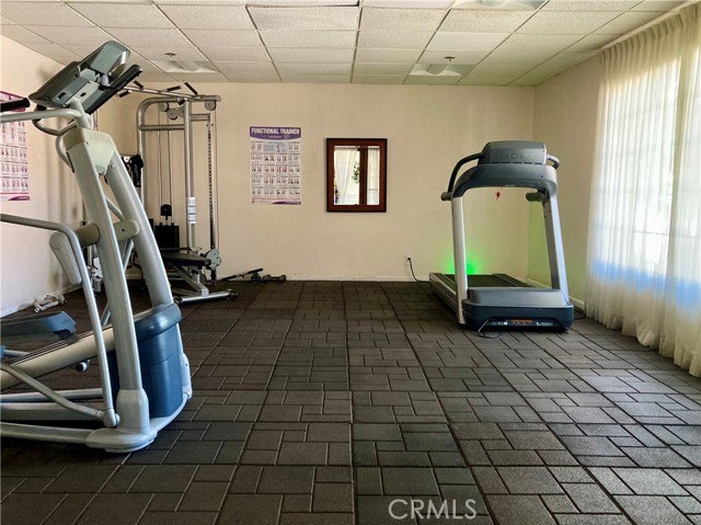 3800 STOCKER ST, View Park CA: https://media.crmls.org/medias/fe753a94-fc9b-40d8-af47-9940ba402f55.jpg