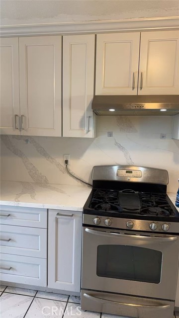 Detail Gallery Image 12 of 13 For 4109 W 5th #A1,  Santa Ana,  CA 92703 - 2 Beds | 2 Baths