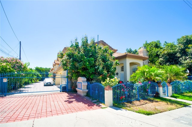 3618 Durfee Avenue, El Monte CA: https://media.crmls.org/medias/fe769c26-0439-45c3-8820-7ce3bf4ff1ed.jpg