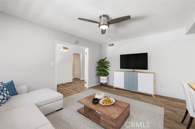 Detail Gallery Image 6 of 21 For 8204 Clemens Ave, West Hills,  CA 91304 - 4 Beds | 3 Baths