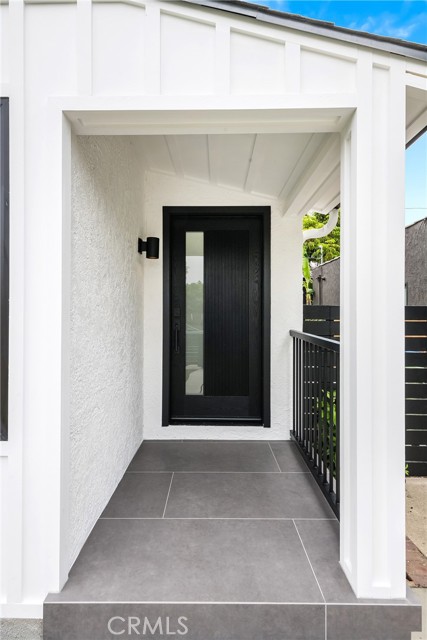 12520 Gilmore Avenue, Los Angeles CA: https://media.crmls.org/medias/fe77a69f-7fe0-4989-ae17-ce53d7d0b20c.jpg