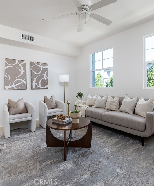 Detail Gallery Image 15 of 31 For 337 N Fenimore, Azusa,  CA 91702 - 4 Beds | 4 Baths