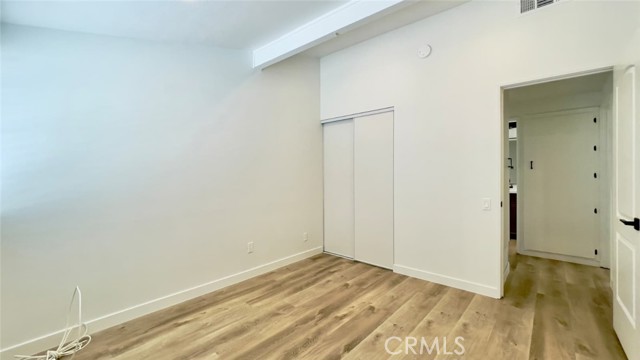 Detail Gallery Image 15 of 31 For 8742 Quakertown Ave, Northridge,  CA 91324 - 4 Beds | 2 Baths