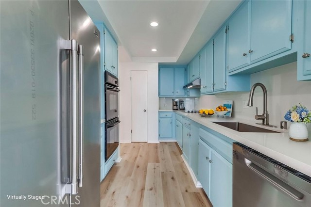 3200 La Rotonda Drive, Rancho Palos Verdes, California 90275, ,Residential Income,For Sale,La Rotonda,SB25249999 3200 La Rotonda Drive, Rancho Palos Verdes, California 90275, ,Residential Income,For Sale,La Rotonda,SB25249999