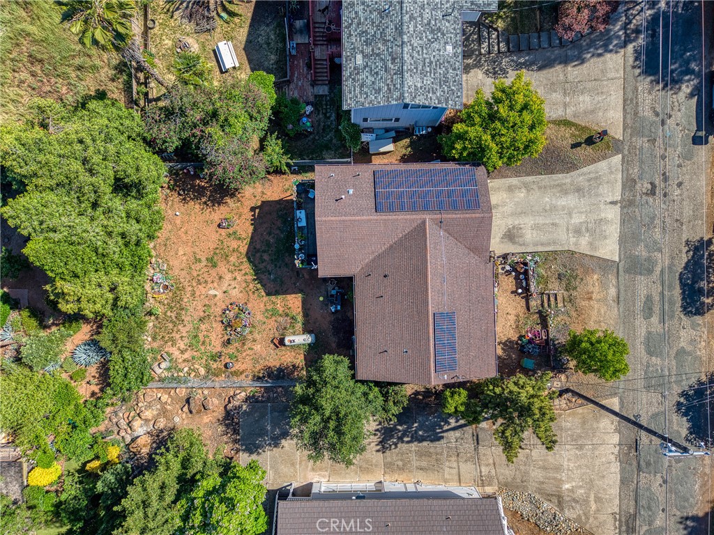 https://media.crmls.org/medias/fe7909ad-1d40-470f-bc05-258d6303414e.jpg?preset=X-Large