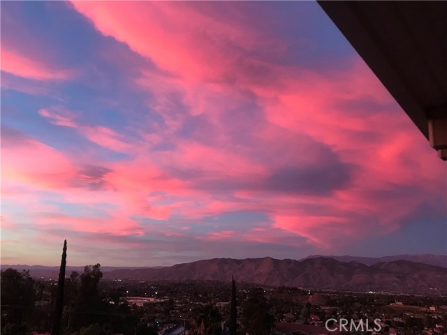 28291 Vista Del Valle, Hemet CA: https://media.crmls.org/medias/fe7aa7f9-c65f-4aa3-9936-58ac57fd9888.jpg