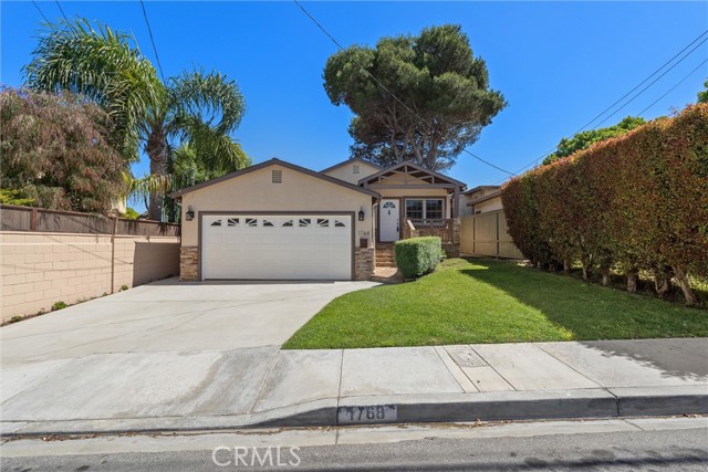 1768 Gates Avenue, Manhattan Beach CA: https://media.crmls.org/medias/fe7b65ba-2ffc-4504-91e4-78fa28bc21a7.jpg