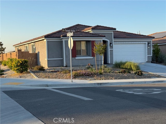 Detail Gallery Image 3 of 10 For 25140 Forest Hills Dr, Menifee,  CA 92585 - 4 Beds | 2 Baths
