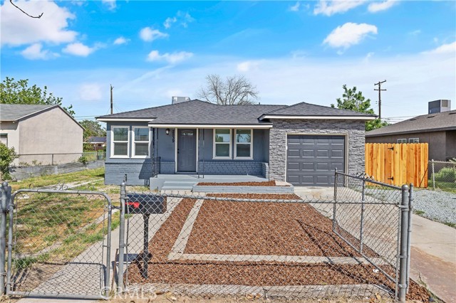 2539 S Holly Avenue, Fresno, CA, 93706 2539 S Holly Avenue, Fresno, CA, 93706