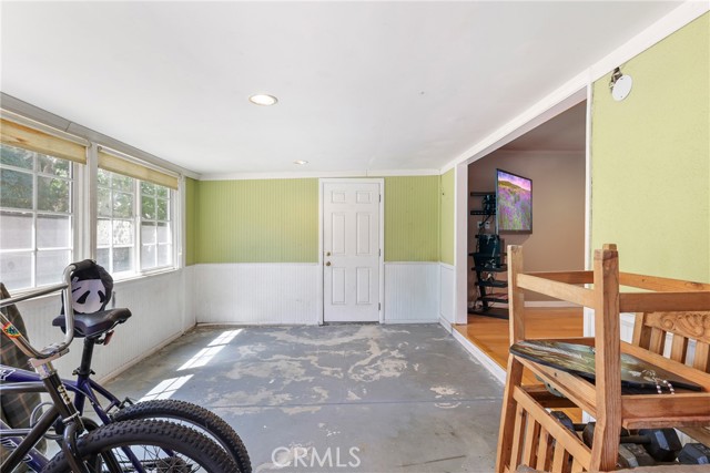 22440 Schoolcraft St., West Hills CA: https://media.crmls.org/medias/fe7dd079-2658-4135-bf99-14fde1a0f84c.jpg