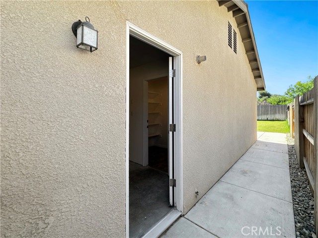Detail Gallery Image 30 of 42 For 419 Corregidora Ave, Bakersfield,  CA 93307 - 4 Beds | 2 Baths
