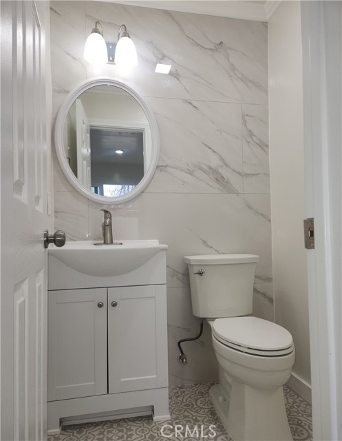 Detail Gallery Image 9 of 22 For 914 Delaware St #B,  Huntington Beach,  CA 92648 - 2 Beds | 1/1 Baths