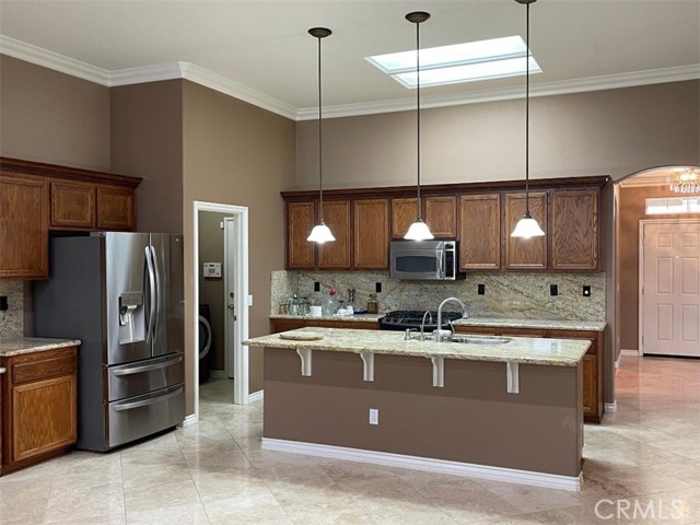 2720 Sultana, Ontario CA: https://media.crmls.org/medias/fe813746-48da-49ff-9294-c2cd31275278.jpg