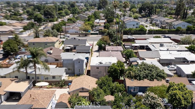 18713 Vanowen Street, Reseda CA: https://media.crmls.org/medias/fe814e9e-5461-46c2-b343-bd4e1a4d583e.jpg