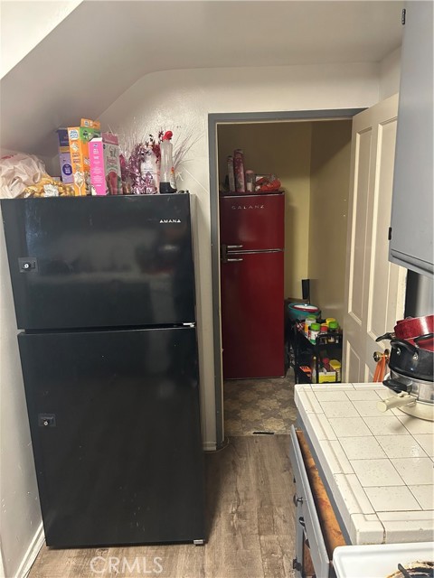 12532 Cranbrook Avenue, Hawthorne CA: https://media.crmls.org/medias/fe81de1c-3261-4b1f-b2f8-401d1ffc7959.jpg