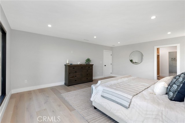 34 Deerhill Drive, Rolling Hills Estates, California 90274, 4 Bedrooms Bedrooms, ,3 BathroomsBathrooms,Residential,Sold,Deerhill,SB22242492