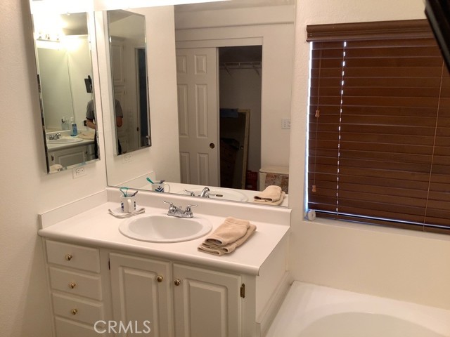 Detail Gallery Image 7 of 20 For 15300 Palm Dr #143,  Desert Hot Springs,  CA 92240 - 2 Beds | 2 Baths