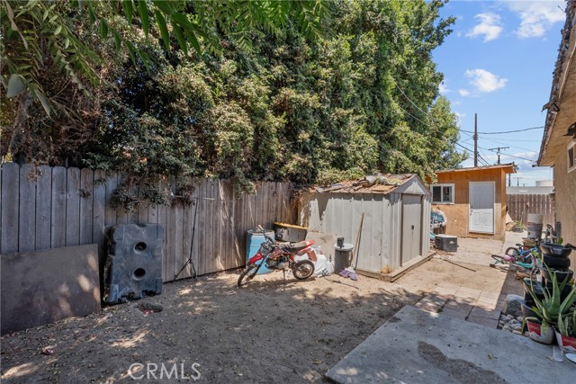 Detail Gallery Image 42 of 43 For 2001 N Salinas Ave, Los Angeles,  CA 90059 - 4 Beds | 2 Baths