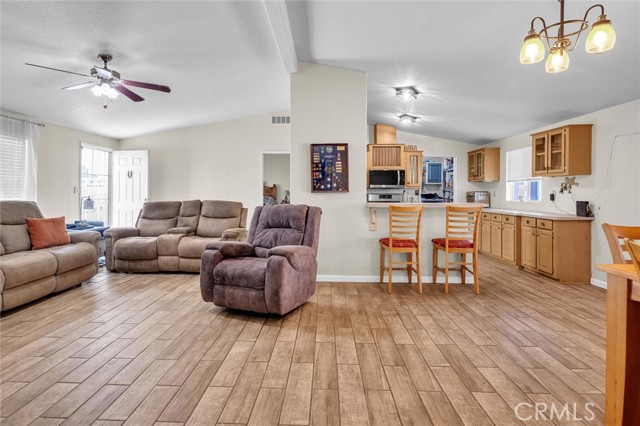 24368 Malone Avenue, Menifee CA: https://media.crmls.org/medias/fe84bcb8-b272-483e-bb3d-f2e64b2ef457.jpg