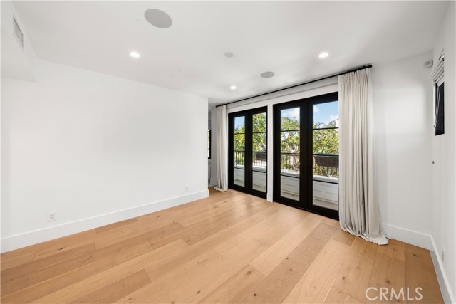 Detail Gallery Image 7 of 20 For 616 Acacia, Corona Del Mar,  CA 92625 - 3 Beds | 3/1 Baths