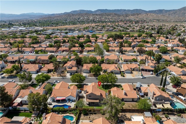 1605 Kings Road, Palmdale CA: https://media.crmls.org/medias/fe87d784-a5cb-4524-849e-66495cdee1ad.jpg