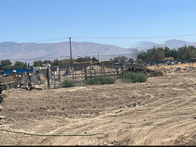 9752 E Avenue Q6, Palmdale CA: https://media.crmls.org/medias/fe880182-2b21-436c-8651-43238d75ee10.jpg