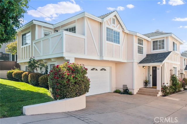 1929 Gates Avenue, Redondo Beach, California 90278, 4 Bedrooms Bedrooms, ,2 BathroomsBathrooms,Residential,Sold,Gates,SB22134507