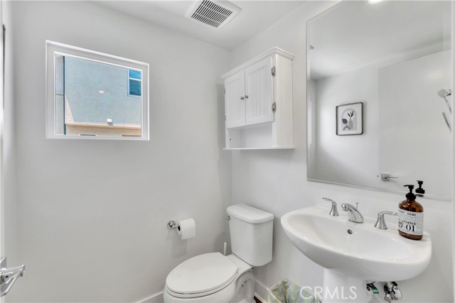 Detail Gallery Image 16 of 22 For 1531 W Bushell, Anaheim,  CA 92805 - 3 Beds | 2/1 Baths