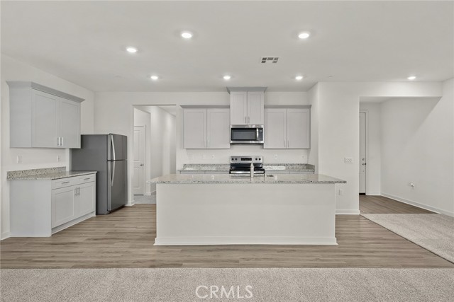 761 Longhorn Drive, San Jacinto CA: https://media.crmls.org/medias/fe8a73ee-1a6b-4356-a502-1b8737d78eb7.jpg