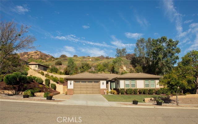 Front Image Thumbnail for CRIG26190737