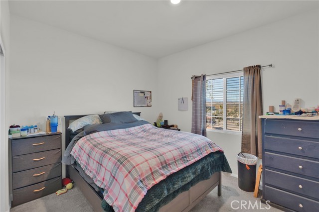 Detail Gallery Image 14 of 27 For 15389 Diamond, Victorville,  CA 92394 - 3 Beds | 2 Baths