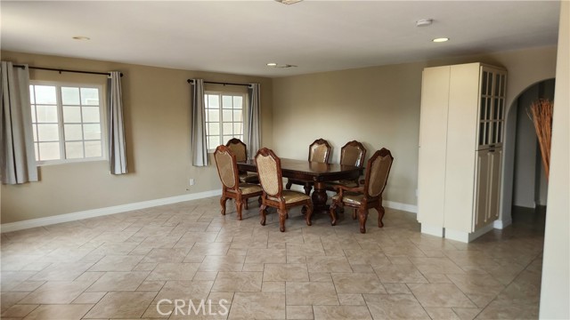 Detail Gallery Image 7 of 18 For 927 W 3rd St, Azusa,  CA 91702 - 2 Beds | 1 Baths