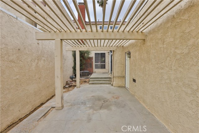 Detail Gallery Image 5 of 58 For 845 Daffodil Dr, Riverside,  CA 92507 - 3 Beds | 2 Baths