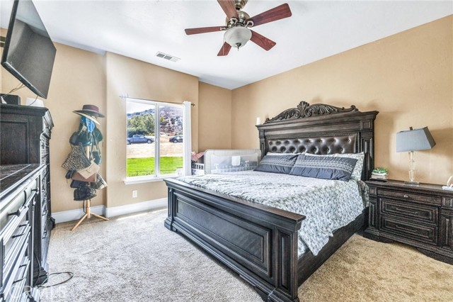 21551 Via Liago, Perris CA: https://media.crmls.org/medias/fe8b775c-b298-4fe2-90c0-1e8e0cae1048.jpg
