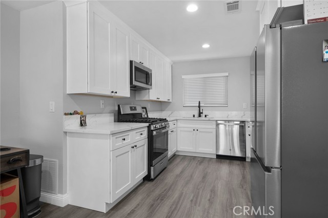 4622 San Jose Street, Montclair CA: https://media.crmls.org/medias/fe8b9466-d44e-4a4f-ba61-4620ade76f00.jpg