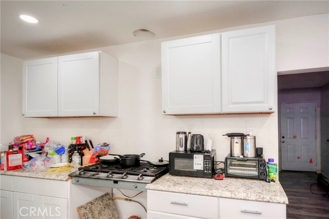 Detail Gallery Image 32 of 33 For 185 N Scovell, San Jacinto,  CA 92583 - 5 Beds | 3 Baths