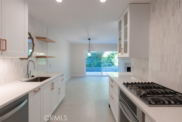 Detail Gallery Image 4 of 25 For 287 Calle Cuervo, San Clemente,  CA 92672 - 2 Beds | 1/1 Baths