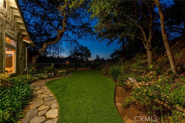 Detail Gallery Image 33 of 49 For 3550 Three Springs Dr, Westlake Village,  CA 91361 - 5 Beds | 4 Baths