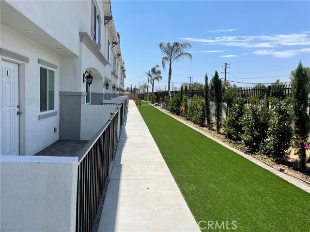 Detail Gallery Image 74 of 74 For 13665 Arrow Bld #6,  Fontana,  CA 92335 - 3 Beds | 2 Baths