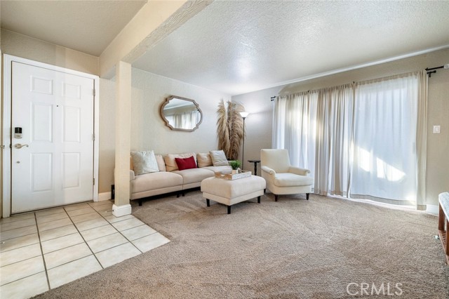Detail Gallery Image 2 of 33 For 2881 Huntington Bld #137,  Fresno,  CA 93721 - 1 Beds | 1 Baths