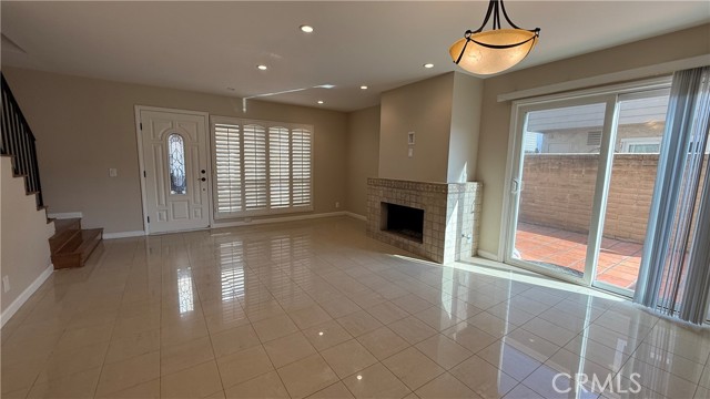 Detail Gallery Image 4 of 32 For 24711 Santa Clara Ave #7,  Dana Point,  CA 92629 - 3 Beds | 2/1 Baths